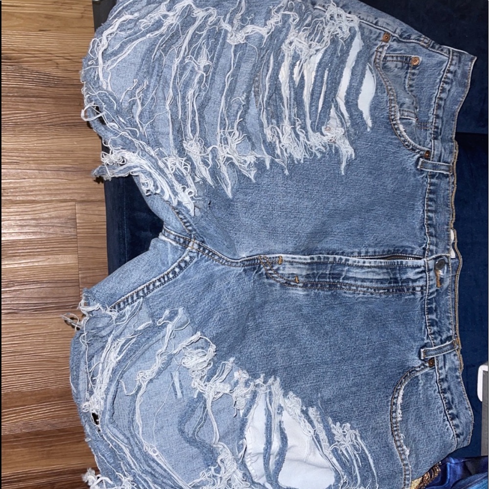 Custom Levi’s 42x32